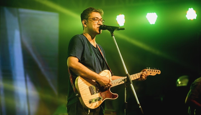 রাতে ঢাকায় মঞ্চ মাতাবেন অনুপম রায়