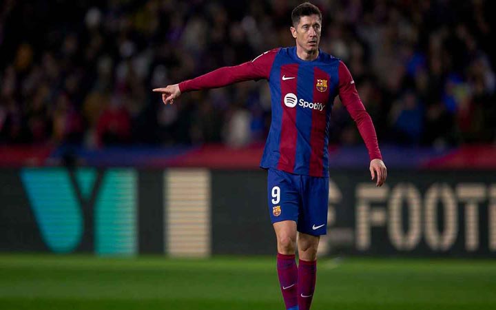 আর্সেনাল ও বার্সেলোনার ম্যাচসহ টিভিতে যত খেলা