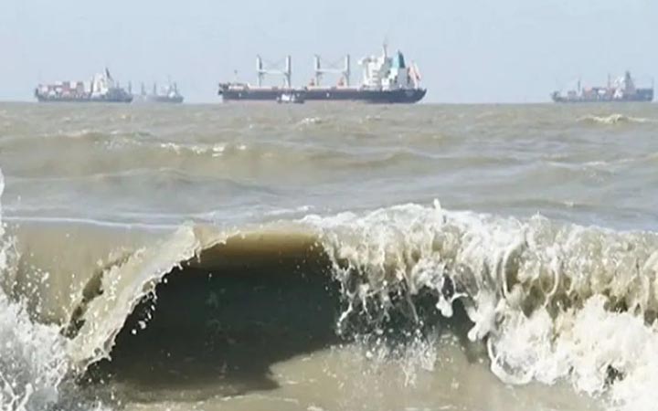 ফের লঘুচাপের শঙ্কা, সপ্তাহজুড়ে ভারি বৃষ্টির আভাস