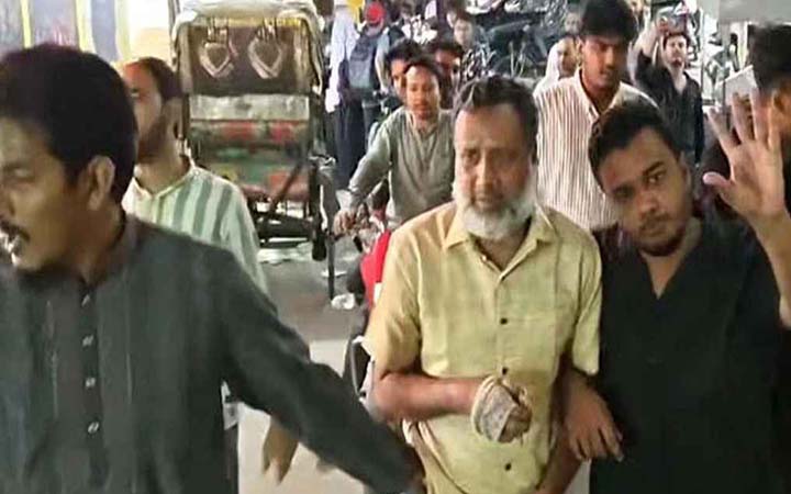 হোমিও কলেজ অধ্যক্ষকে মারধর, পুলিশে দিলেন এনসিপির নেতাকর্মীরা