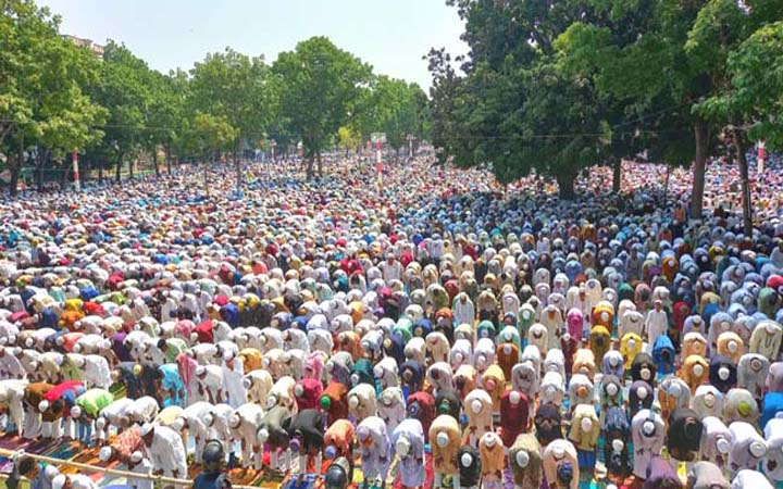 শোলাকিয়ায় সবচেয়ে বড় ঈদ জামাত, থাকছে বিশেষ ট্রেন