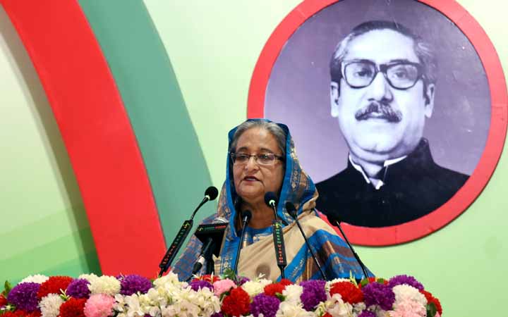 পুলিশকে জনগণের বন্ধু হিসেবে নিজেদের গড়ে তুলতে হবে:প্রধানমন্ত্রী