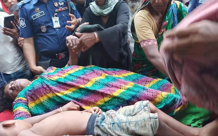 ধামরাইয়ে দুই সন্তানসহ মায়ের মরদেহ উদ্ধার