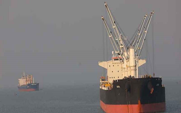 চট্টগ্রাম বন্দরে থমকে আছে বাঙ্কারিং কার্যক্রম