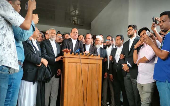 প্রধান বিচারপতির সাথে আলোচনার পর যা বললেন বিএনপিপন্থী আইনজীবীরা