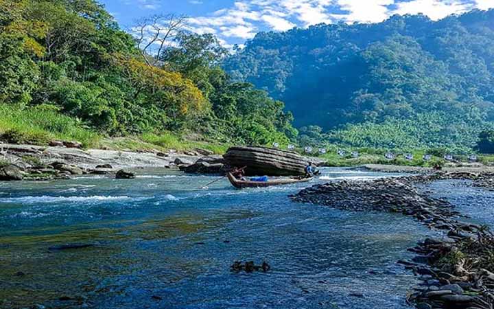 ফের বান্দরবানের ৩ উপজেলায় যান চলাচল বন্ধ