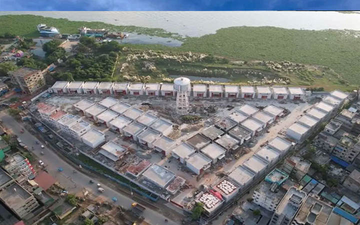 এক যুগ পর রাসায়নিক গুদামের ট্রেড লাইসেন্স দিলো দক্ষিণ সিটি