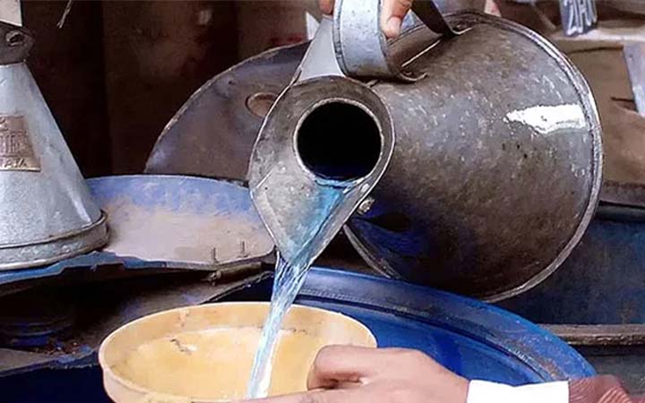ডিজেল ও কেরোসিনের নতুন দাম কার্যকর