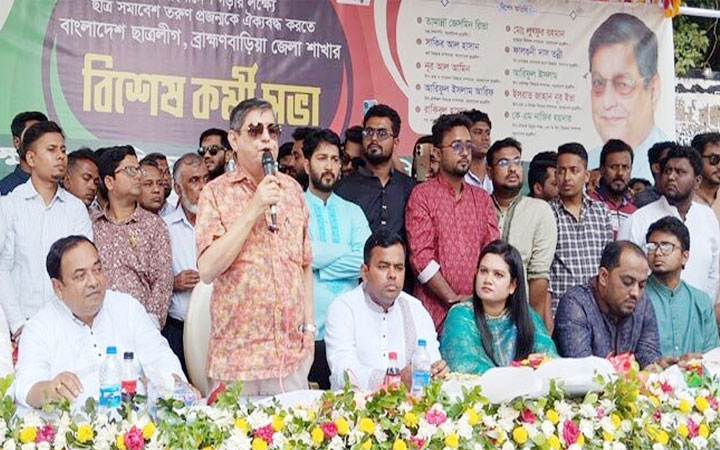 স্মার্ট বাংলাদেশ গঠনে ছাত্রলীগকে পাশে থাকার আহ্বান গণপূর্তমন্ত্রীর