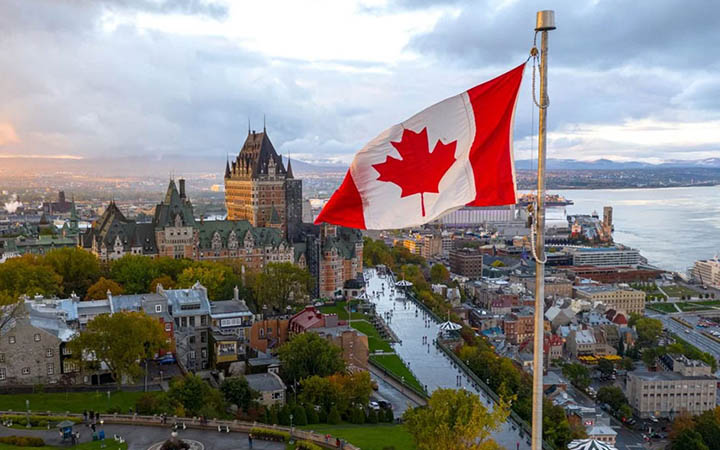 ১৪ দেশের শিক্ষার্থীদের দুঃসংবাদ দিল কানাডা