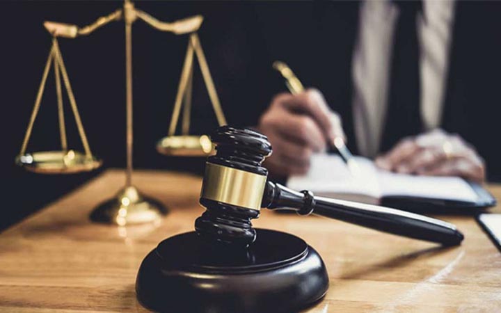 একযোগে ১৭ বিচারককে বদলি