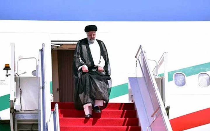 তিনদিনের সফরে ইরানের প্রেসিডেন্ট পাকিস্তানে