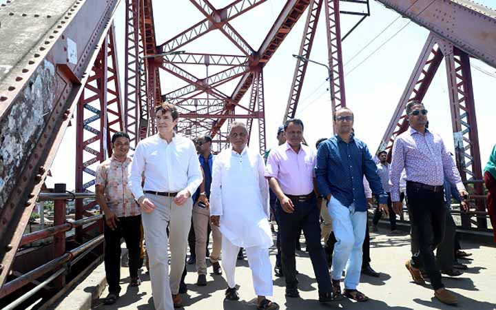 রোহিঙ্গাদের ফিরিয়ে নিতে মায়ানমারকে পরিবেশ তৈরি করতে হবে:মার্কিন রাষ্ট্রদূত