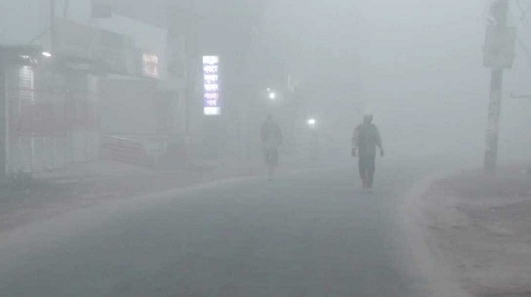 ৭ ডিগ্রি তাপমাত্রায় কাঁপছে তেঁতুলিয়া