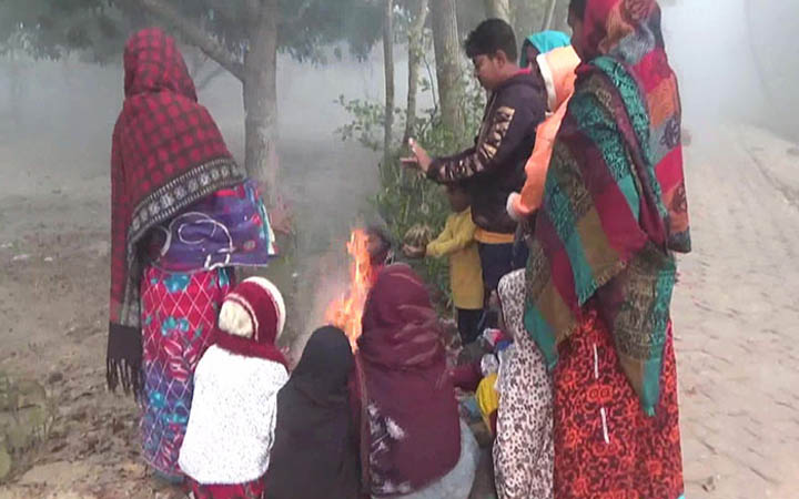সাতক্ষীরায় শৈত্যপ্রবাহ অব্যাহত