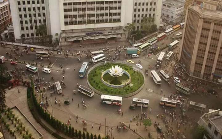ইউক্রেন রাশিয়া যুদ্ধের এক বছরে যে কঠিন সমস্যায় পড়েছে বাংলাদেশের অর্থনীতি