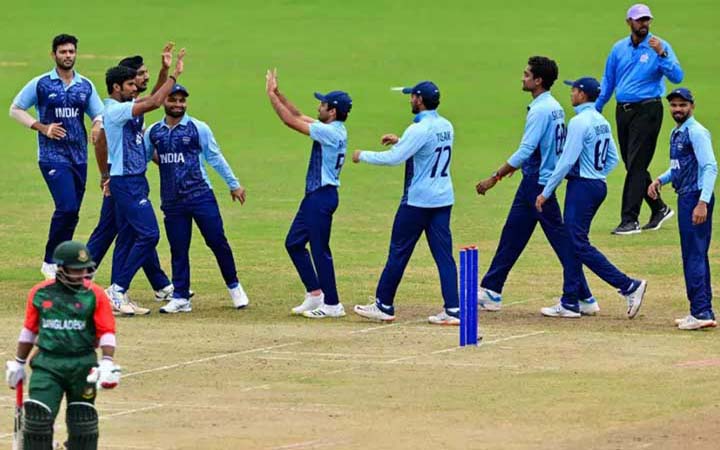 শোচনীয় পরাজয়ে সেমি থেকেই বিদায় বাংলাদেশের