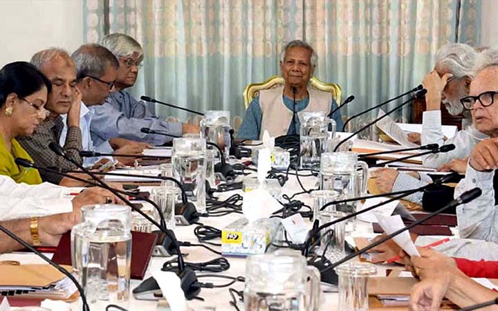 চলমান ইস্যু নিয়ে উপদেষ্টা পরিষদের বৈঠক চলছে