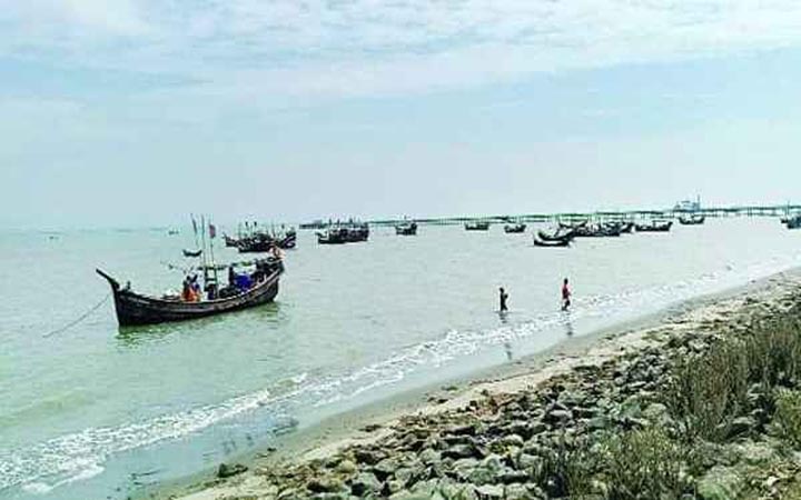 অপহৃত ১০ জেলেকে ছেড়ে দিয়েছে আরাকান আর্মি