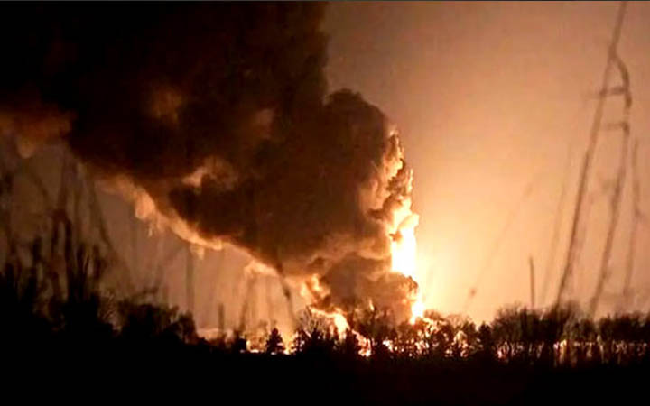 খেরসনে রুশ গোলাবর্ষণে নিহত ৩