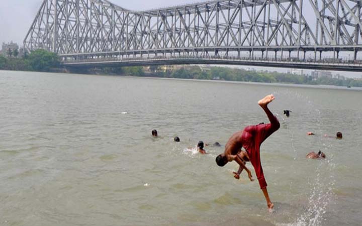 কলকাতার তাপমাত্রা এখন দিল্লির চেয়েও বেশি