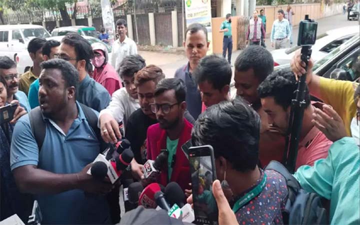 আরাভের সন্ধান পেতে ডিবিকে সাহায্য করতে প্রস্তুত হিরো আলম