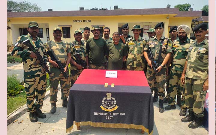 ভারত-বাংলাদেশ সীমান্তে ১.৪ কোটি রুপির স্বর্ণ উদ্ধার