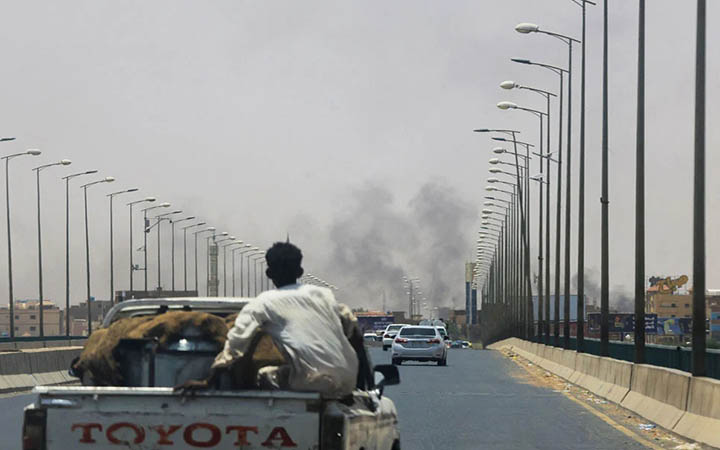 সুদানে সেনাবাহিনী-প্যারা মিলিটারি সংঘর্ষ: নিহত ২৫, আহত ১৮৩