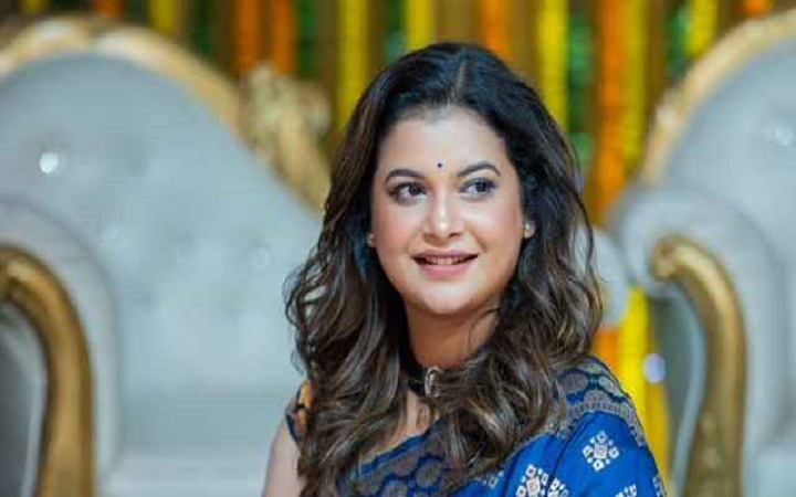 আমার বিয়ের বয়স শেষ: শবনম ফারিয়া