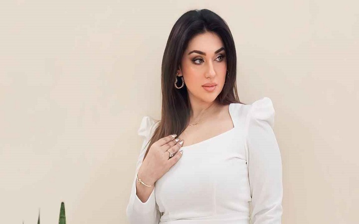 অপু বিশ্বাসের বিরুদ্ধে প্রতারণার অভিযোগ!