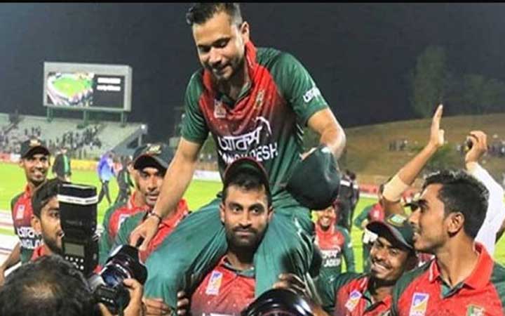 অধিনায়ক হিসেবে মাশরাফির শেষ ম্যচে বাংলাদেশের বিশাল জয়