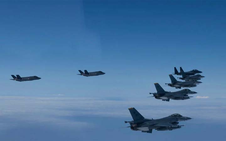 বড় ধরনের বিমান মহড়া চালাল আমেরিকা-দক্ষিণ কোরিয়া