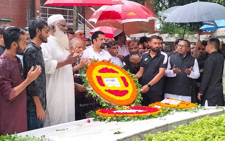 বঙ্গবন্ধুর সমাধিতে এম মনসুর আলী ফাউন্ডেশনের শ্রদ্ধা