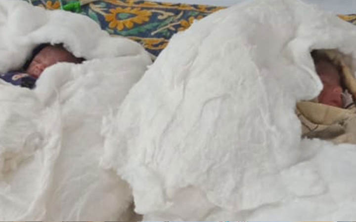 একসঙ্গে চার সন্তানের জন্ম দিলেন গৃহবধু