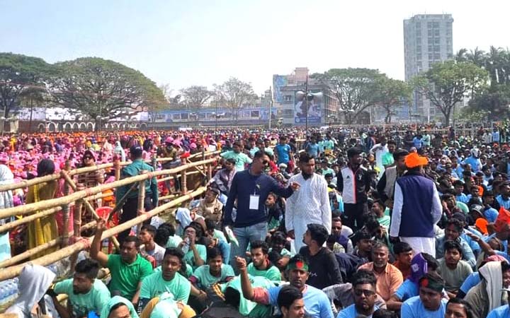 কানায় কানায় পরিপূর্ণ প্রধানমন্ত্রীর জনসভাস্থল