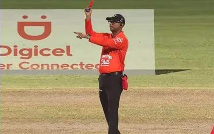 ক্রিকেটের ইতিহাসে প্রথম, লাল কার্ড দেখে মাঠের বাইরে নারিন