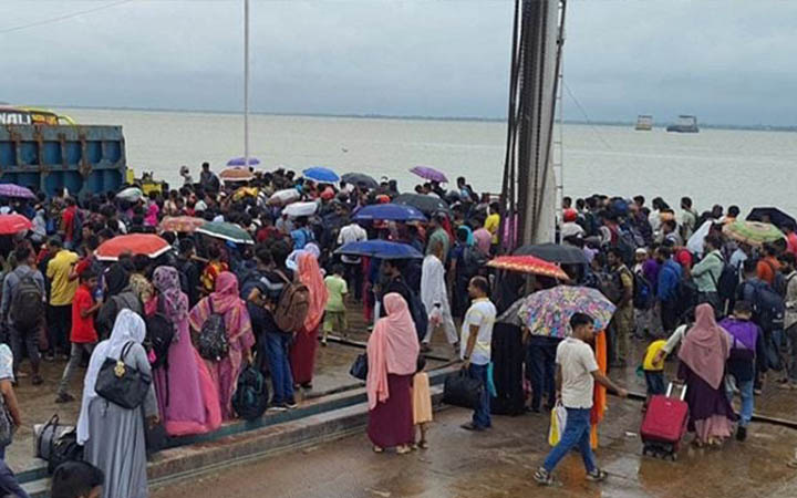 ভোর থেকে রাজধানীতে বৃষ্টি; ঈদযাত্রায় ভোগান্তি
