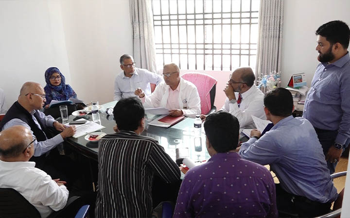 বসুন্ধারা আদ্-দ্বীন মেডিকেল কলেজ হাসপাতাল পরিদর্শনে স্বাস্থ্য মন্ত্রণালয়ের পরিদর্শক টিম