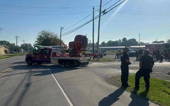 যুক্তরাষ্ট্রের ইলিনয়ে সড়ক দুর্ঘটনায় নিহত ৫