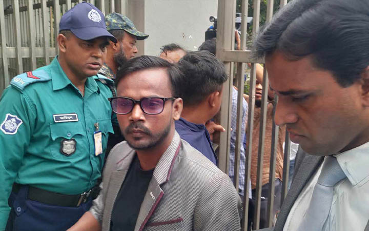 প্রার্থিতা ফিরে পেতে ইসিতে হিরো আলম