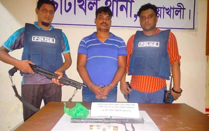 সেপটিক ট্যাংকে মিলল পাইপগান-কার্তুজ, গ্রেফতার-১