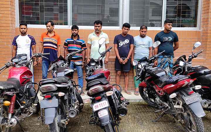 ফরিদপুরে মোটরসাইকেল চোর চক্রের ৭ সদস্য গ্রেফতার