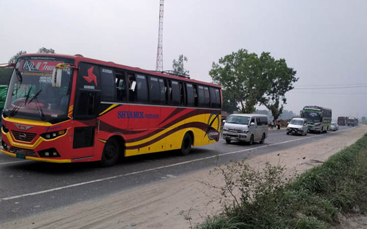 মহাসড়কগুলোতে নেই যানজট, স্বস্তিতে ঈদ যাত্রা