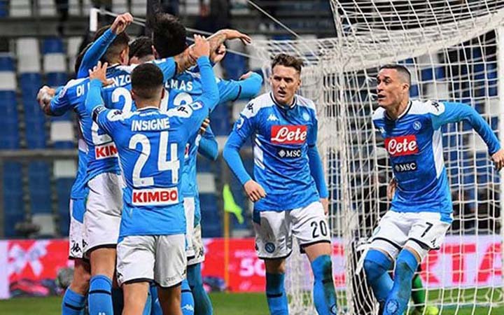 দুই বছর পর চ্যাম্পিয়ন লিগে খেলা নিশ্চিত করলো নাপোলি