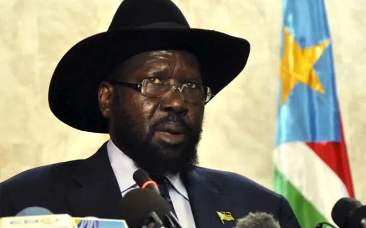 প্রেসিডেন্টের প্রস্রাব করার ভিডিও ধারণ, গ্রেফতার ৬ সাংবাদিক