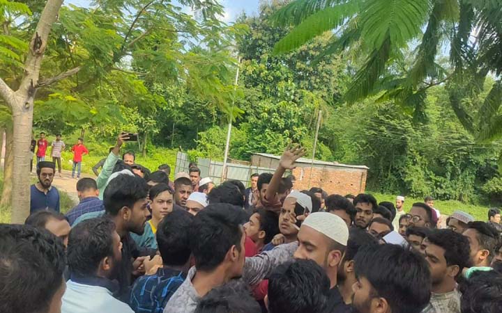 ফের কুবিতে ছাত্রলীগের দুই গ্রুপের হাতাহাতি