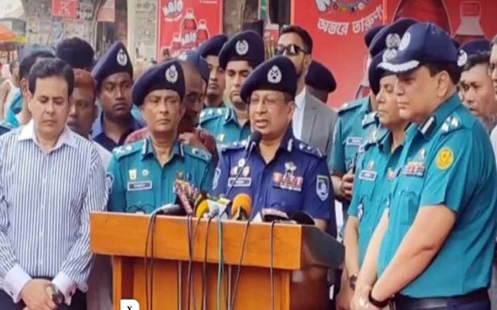 রোহিঙ্গা ক্যাম্পে কোনো অপরাধীকেই ছাড় দেয়া হবে না : আইজিপি