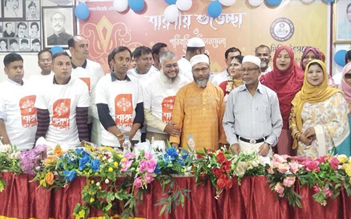 শিক্ষক বন্ধুদের সংবর্ধনা দিল ঠাকুরগাঁও এসএসসি ১৯৯৯ ব্যাচ