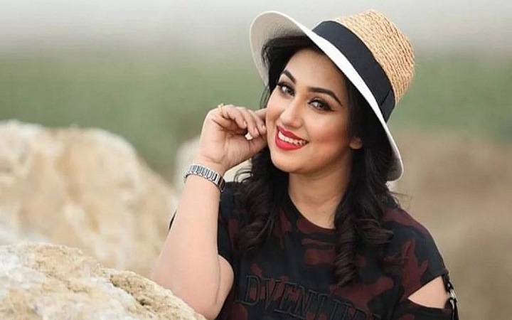 কেন জন্মদিনে কেক কাটলেন না অপু বিশ্বাস