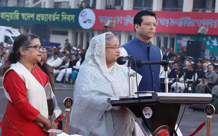 বঙ্গবন্ধুর দেওয়া বিজয়ের আলোকবর্তিকা নিয়ে চলতে চাই’-প্রধানমন্ত্রী